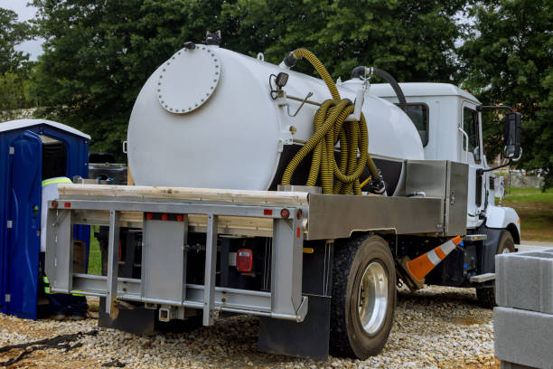 Portable Toilet Options We Offer in Brighton, IL
